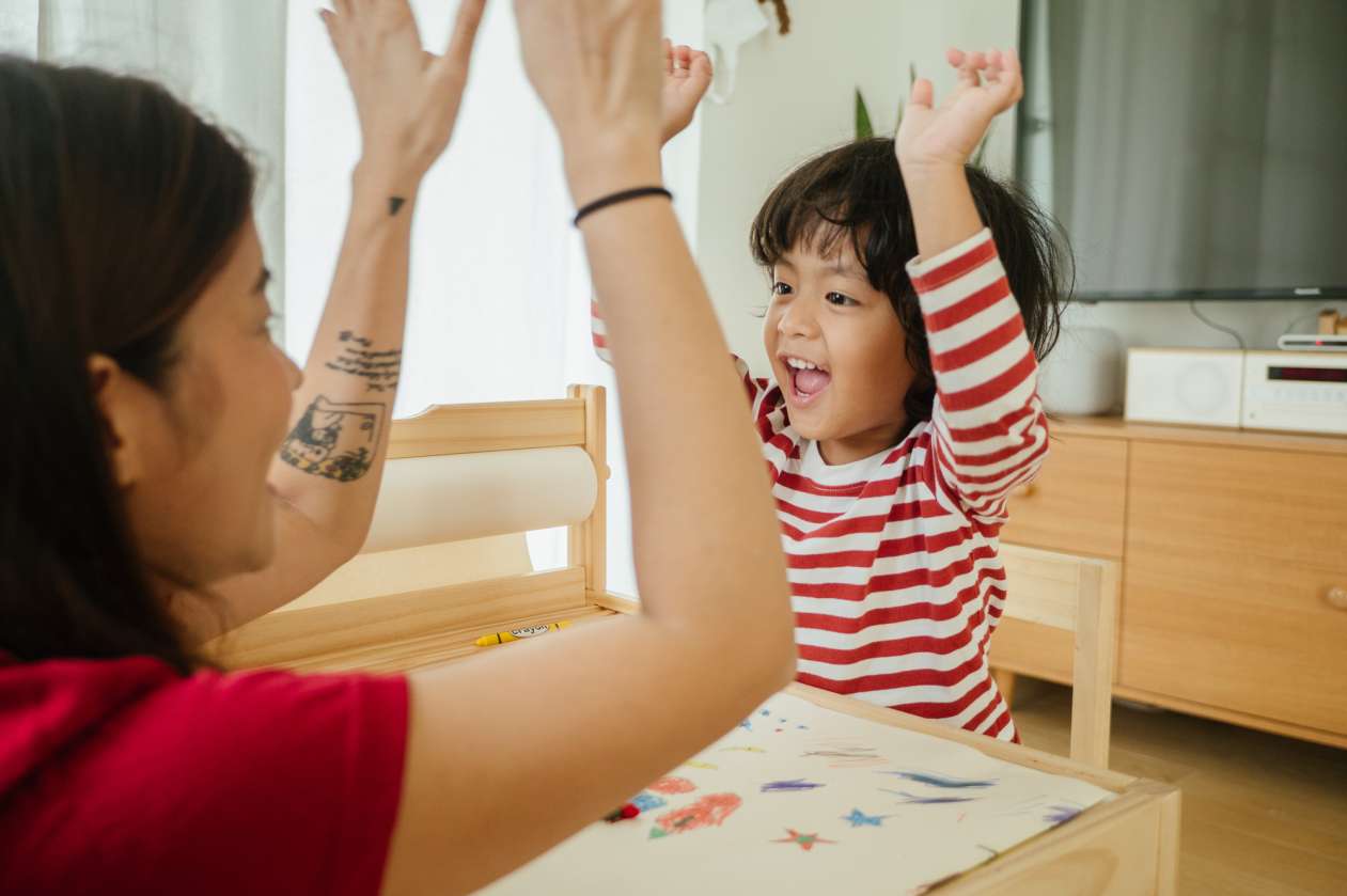 What to say to your kids instead of “good job”
