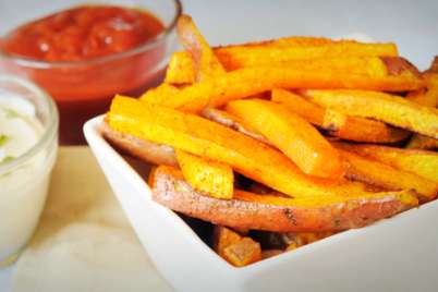 Yam wedges with curry dip