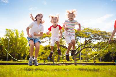 1 rope, 8 fun jump rope games