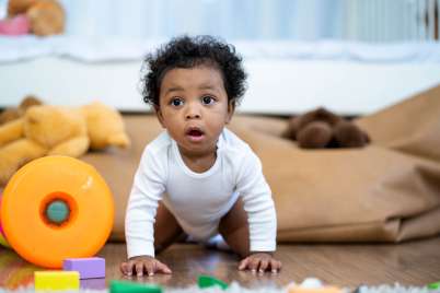 Featured Activity: 8 tips for helping your baby crawl, walk, roll, and more