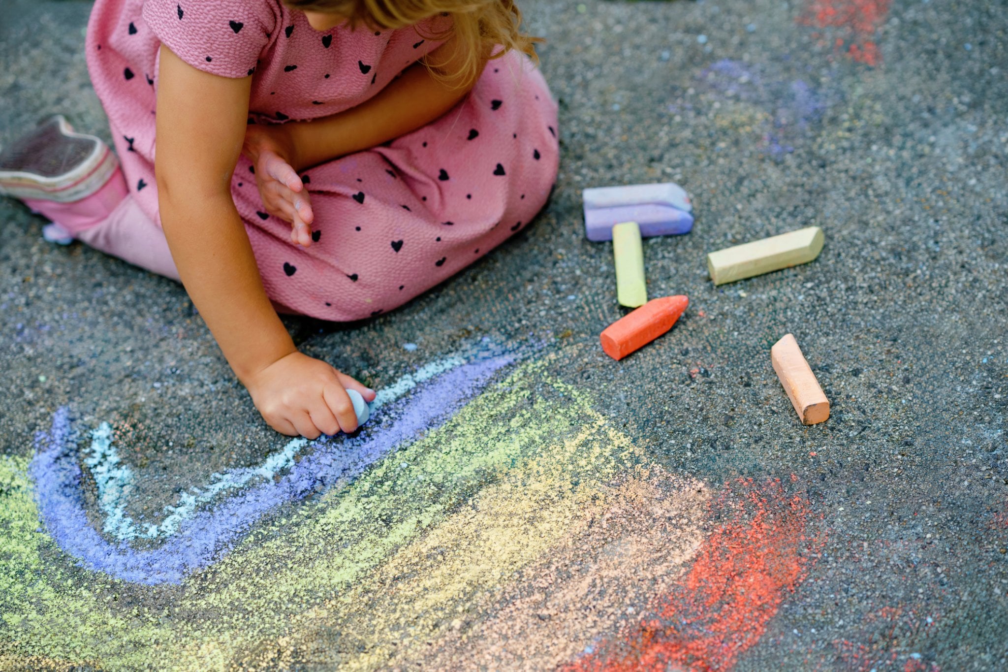 1 piece of chalk, 8 sidewalk chalk games – Active For Life