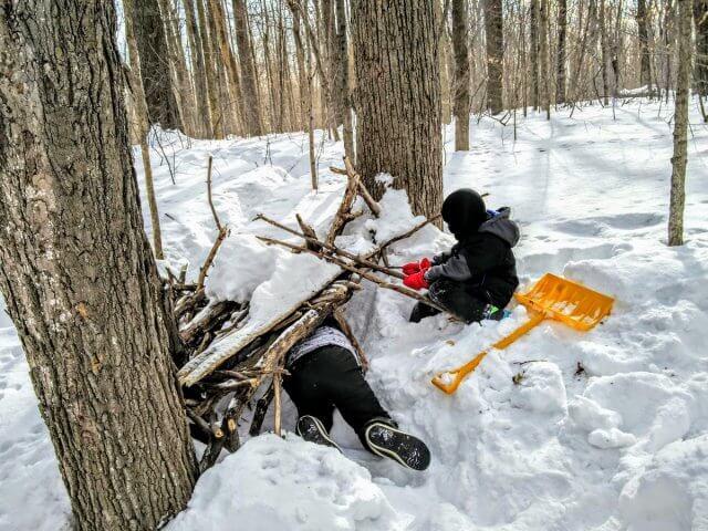 Practical tips to keep kids warm and safe during winter play – Active ...