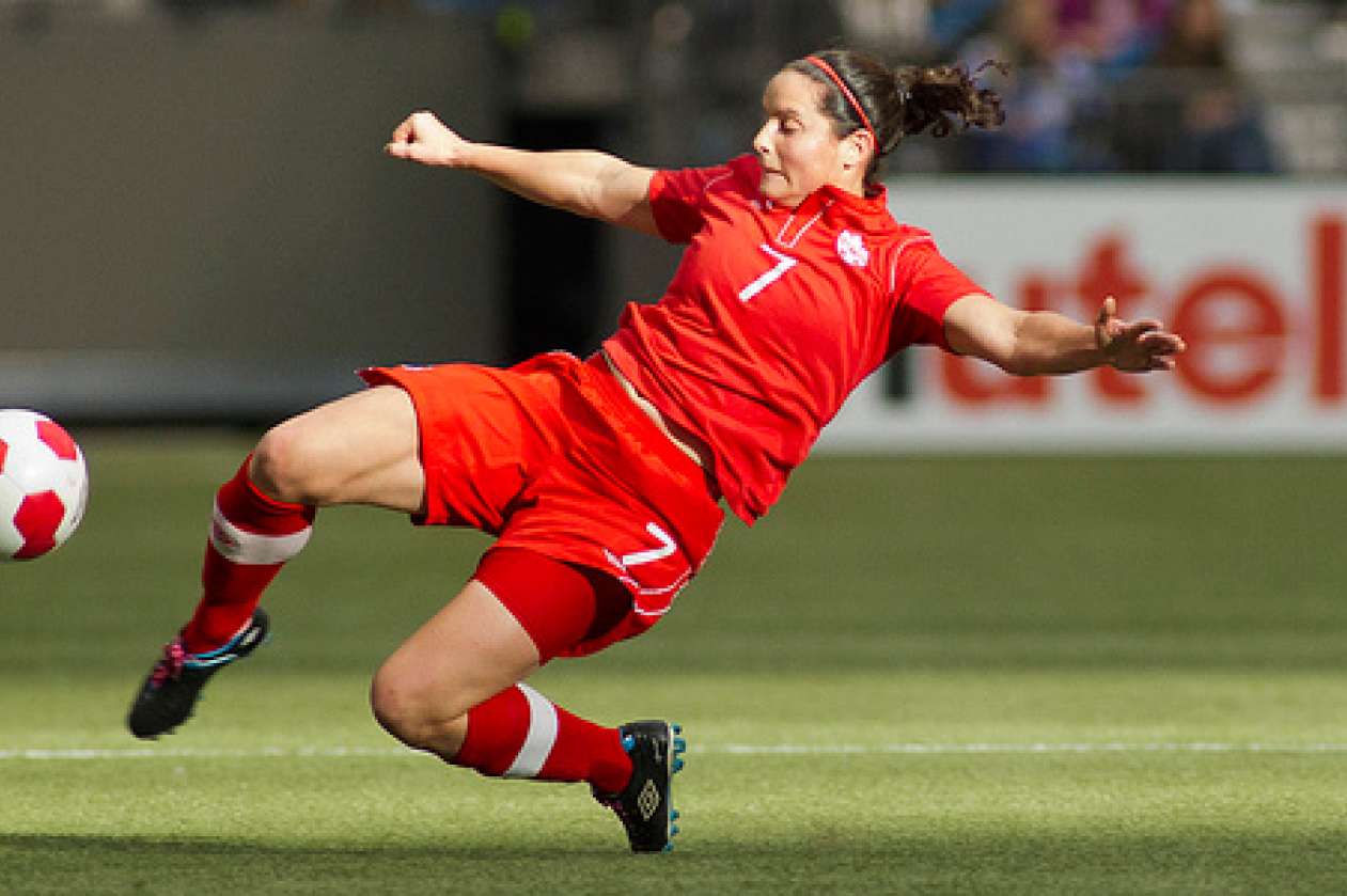 La vedette canadienne de soccer Rhian Wilkinson dresse son portrait de littératie physique