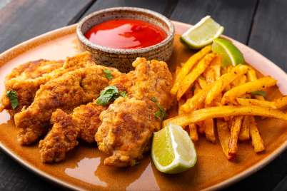 Recipe: Almond-crusted chicken tenders