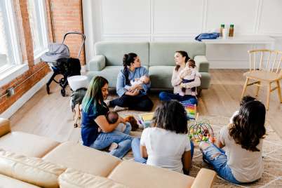 Aidez votre enfant à développer ses habiletés motrices : de 0 à 3 mois