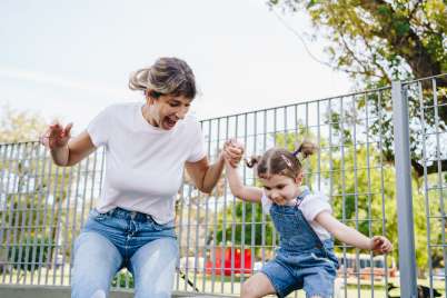 10 façons simples d’inclure la littératie physique à la routine quotidienne de votre enfant