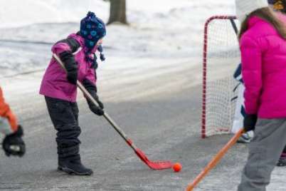 Hockey: How your kids can play at home