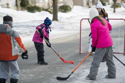 Hockey: How your kids can play at home