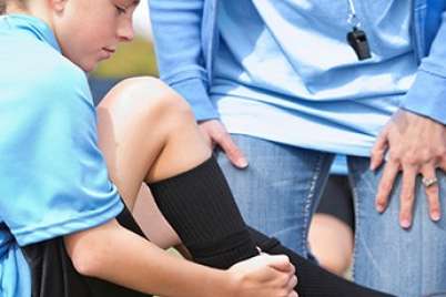 3 règles pour prévenir les blessures de surentrainement chez les jeunes athlètes