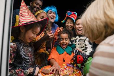10 ways to avoid a Halloween sugar meltdown