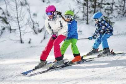 Kids ski camp is a fun way to improve skills at Hidden Valley Highlands
