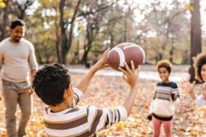 5 fun ways to get active during Thanksgiving weekend