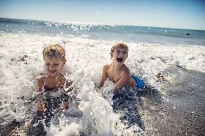 10 creative activities to do at the beach