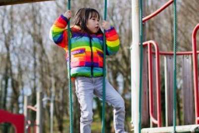 Canadian Paediatric Society recommends risky play for kids