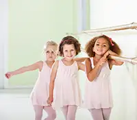 gift-guide-kids-dance-lessons
